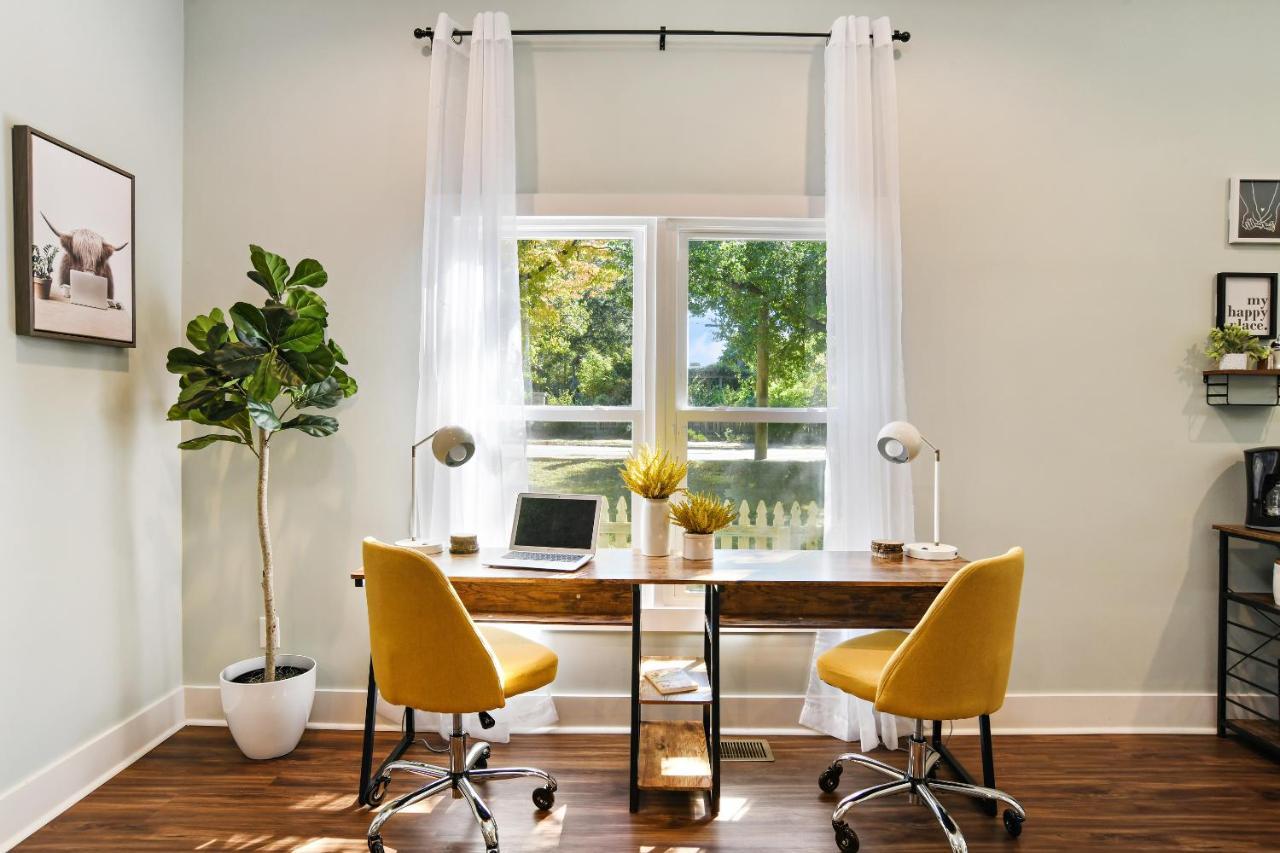 Sun Lit Modern Home With Good Vibes And Lots Of Coffee - Designedbydom Atlanta Buitenkant foto